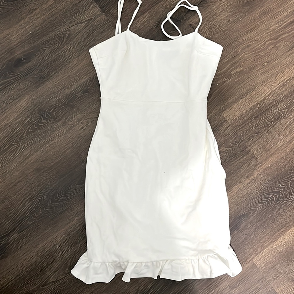 White body con dress from lulus size xs!!